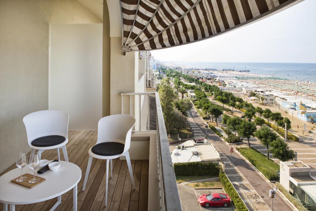 Luxury Suites Collection - Milano 33 Riccione Zewnętrze zdjęcie